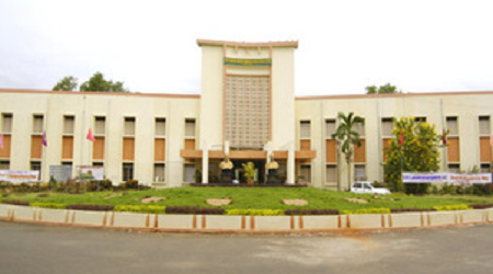 Akkineni Nageswara Rao College, Gudivada