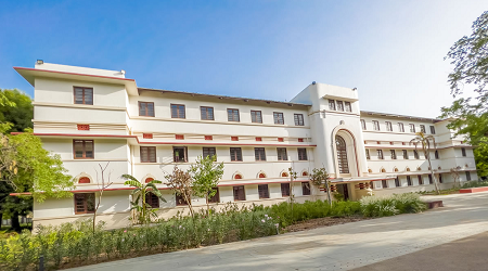 Amrut Mody School of Management, Ahmedabad University, Ahmedabad